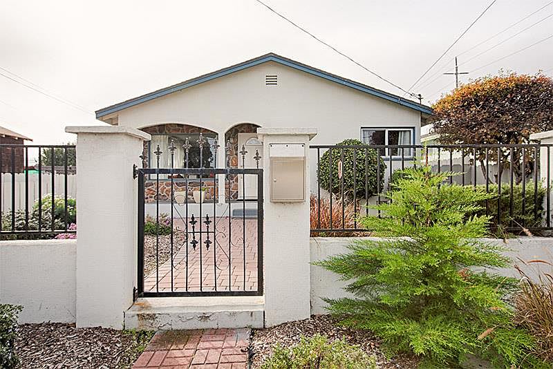 406 English Ave