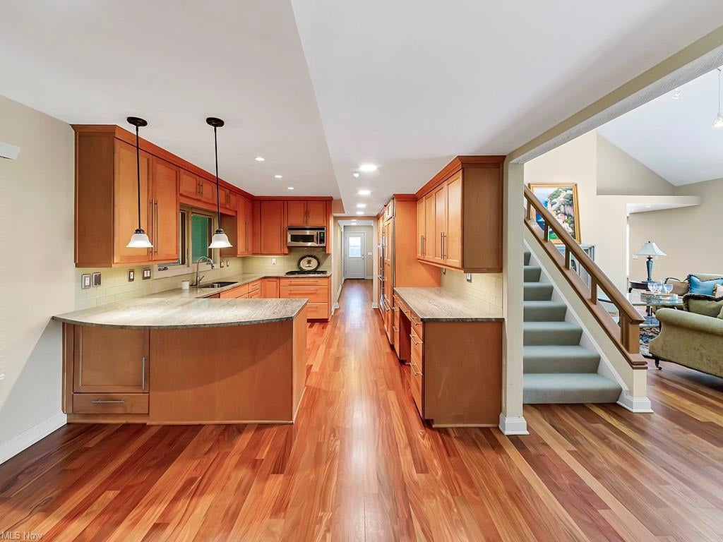 28899 Bolingbrook Rd