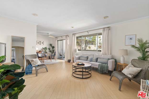 11970 Montana Ave #301