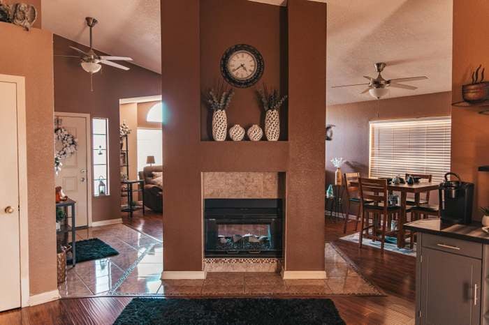 2664 Westland Dr