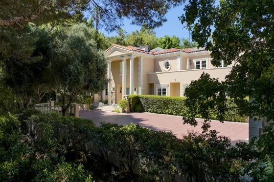 Inside a Luxurious Beverly Hills Manor