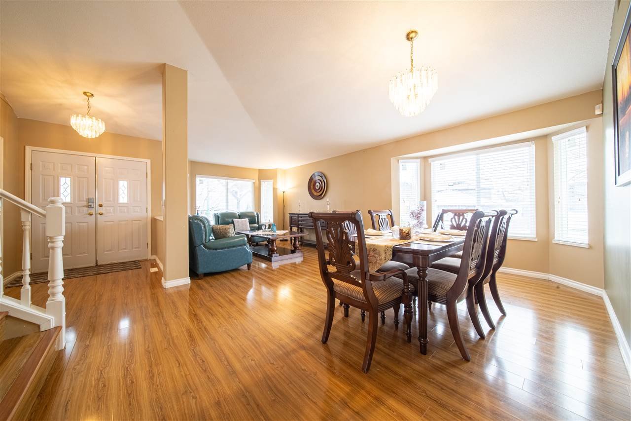 3329 Rosalie Ct