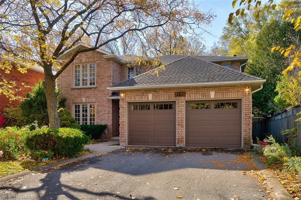 Executive home backing onto ravine