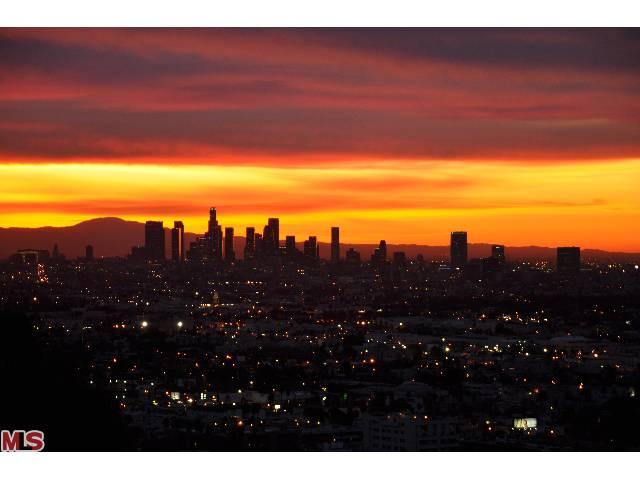 7661 Curson Ter