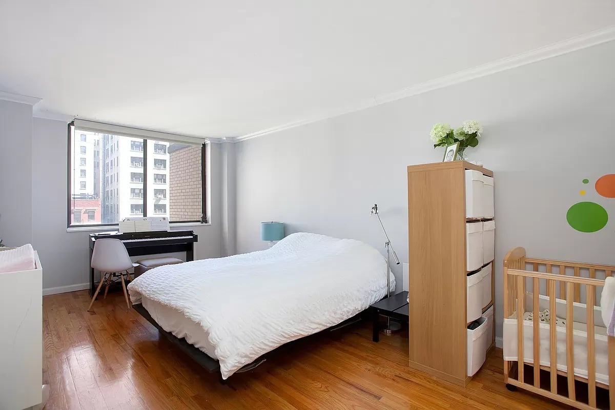 275 West 96th Street Unit: 9D