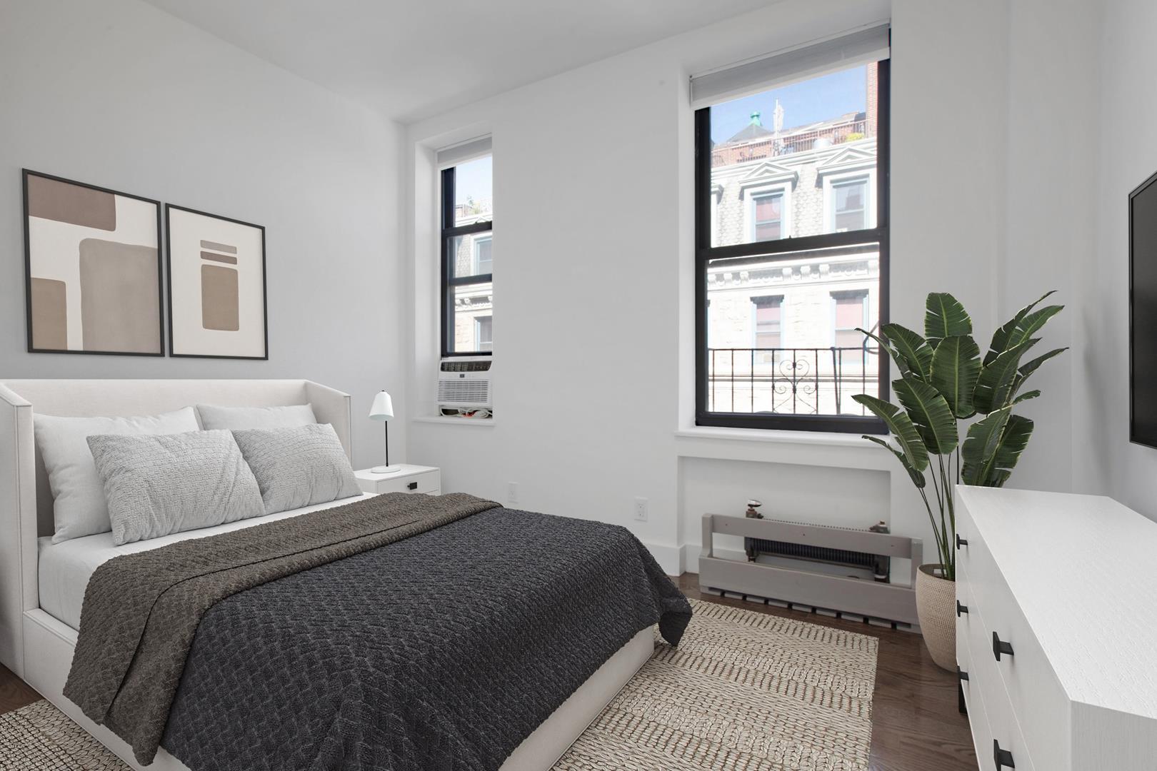 152 Thompson Street, Apt 5-E
