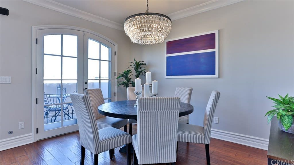 12026 Hoffman St #401