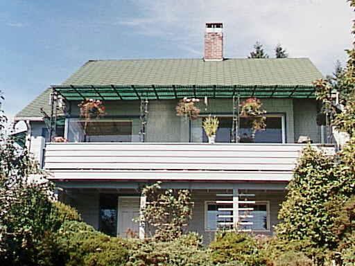 1027 Duchess Ave