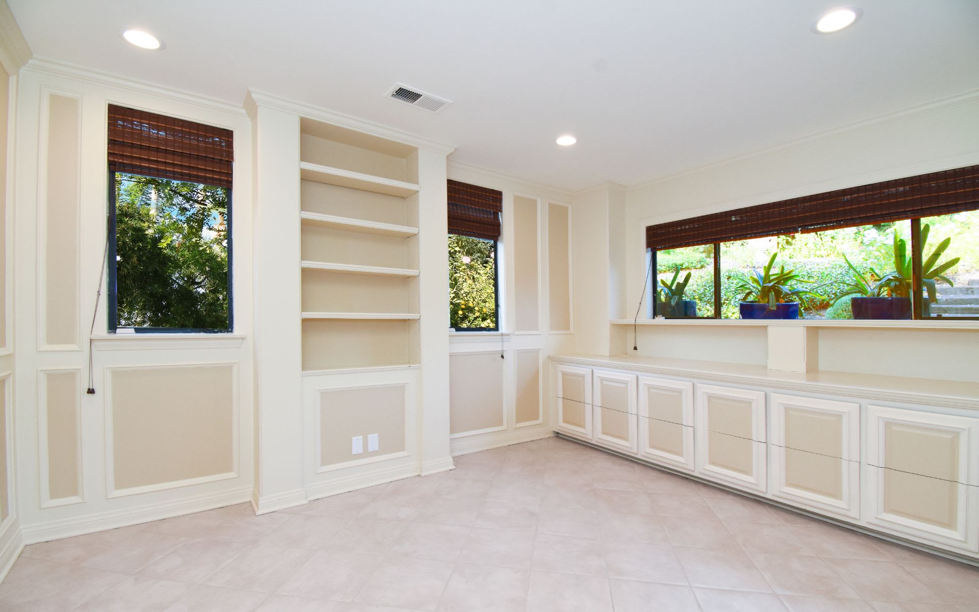 26800 Rolling Hills Road