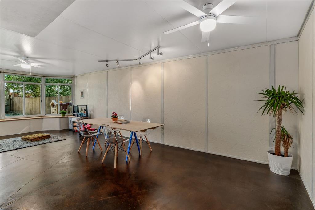 1214 Bois D Arc Court