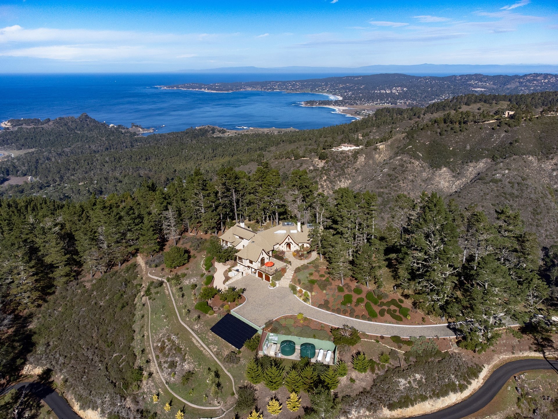 Stunning Peninsula Views - 309 Mt Devon Road