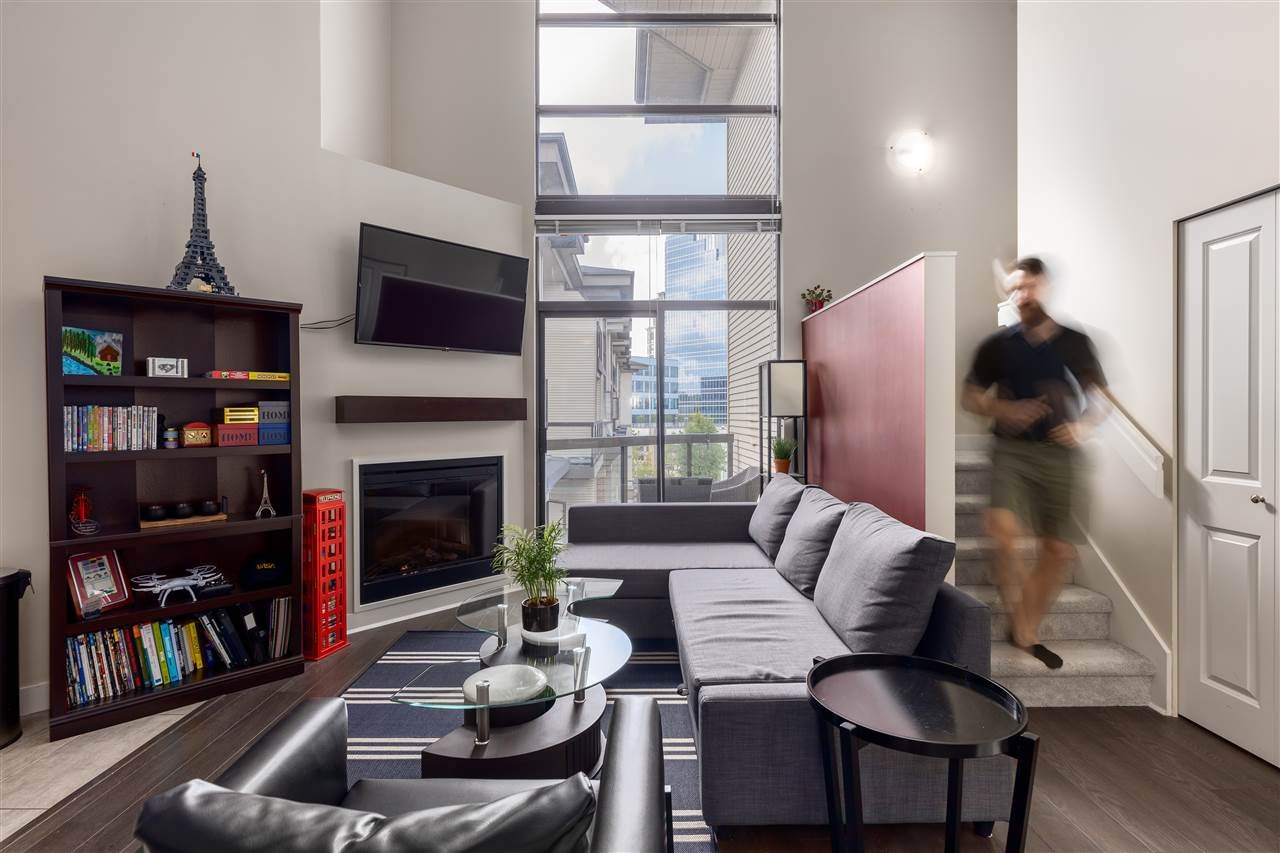 431-10838 City Pkwy