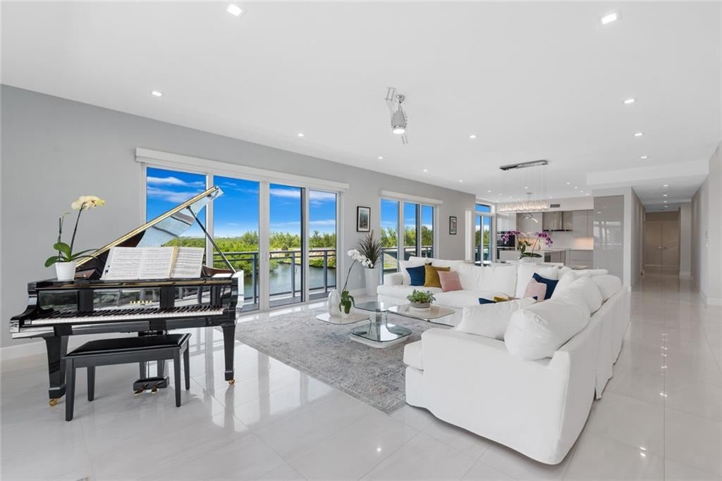 6100 N Ocean Dr Unit PH
