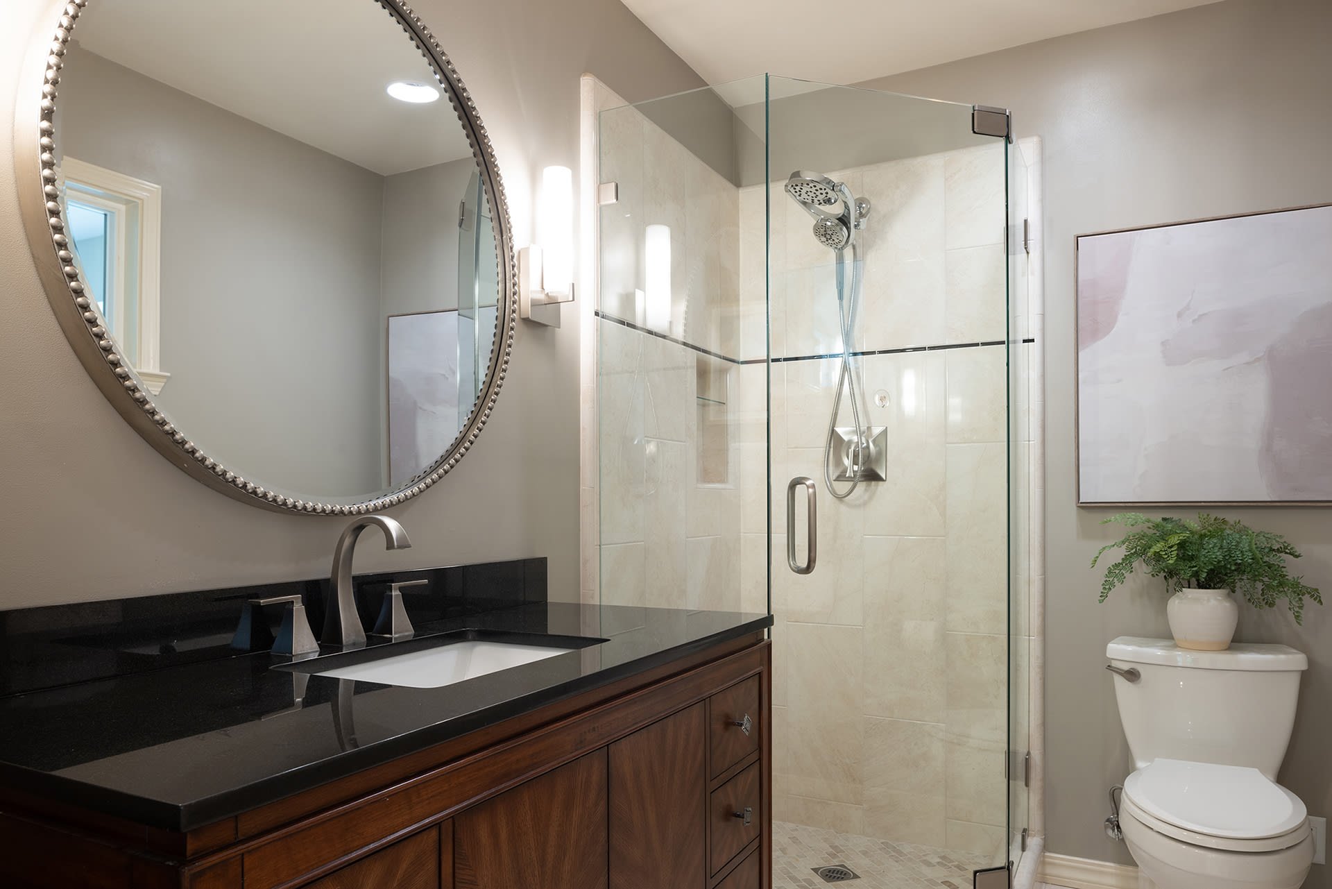 Spacious Monterey Haven - 450 Dry Creek Road