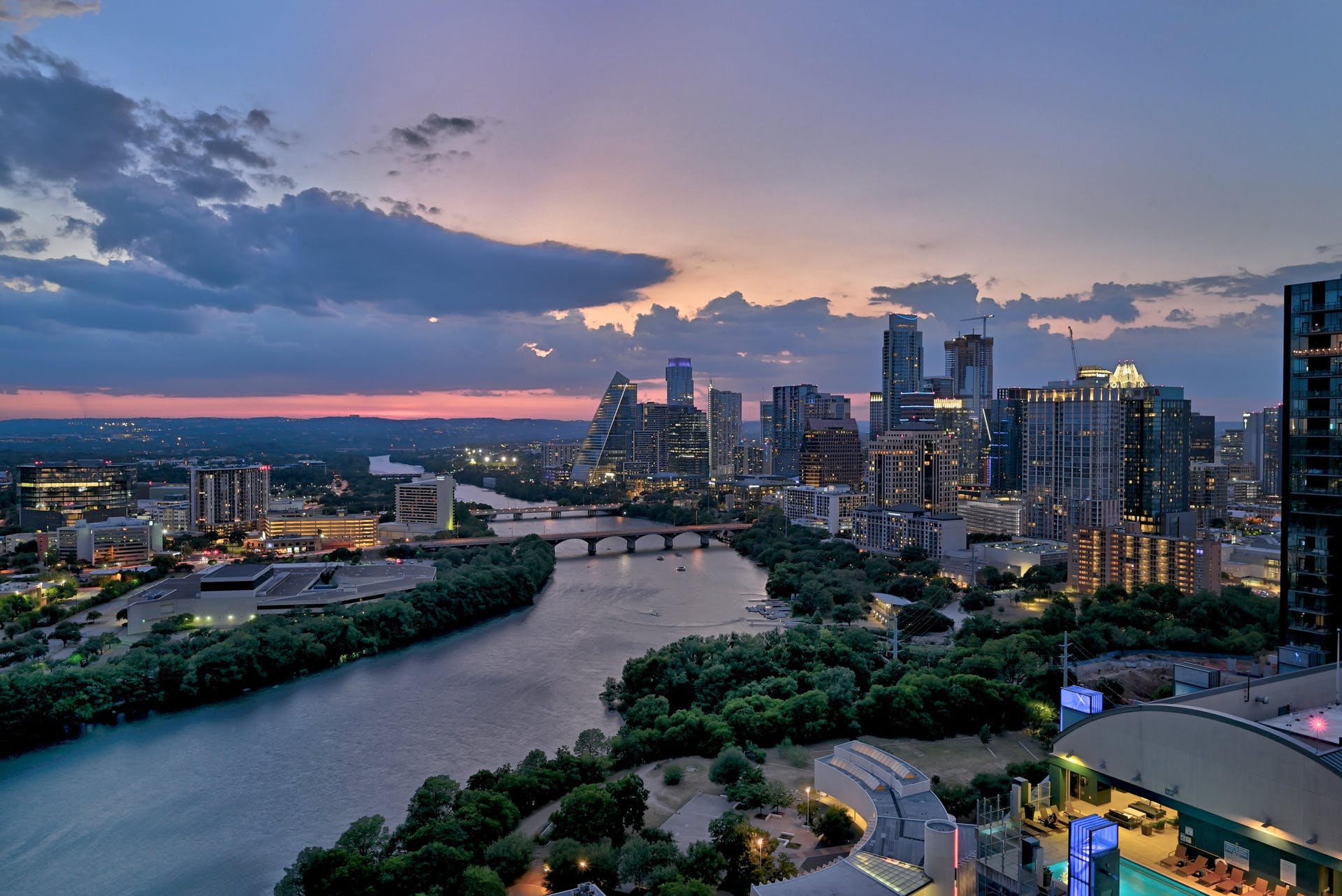 48 East Avenue #3201