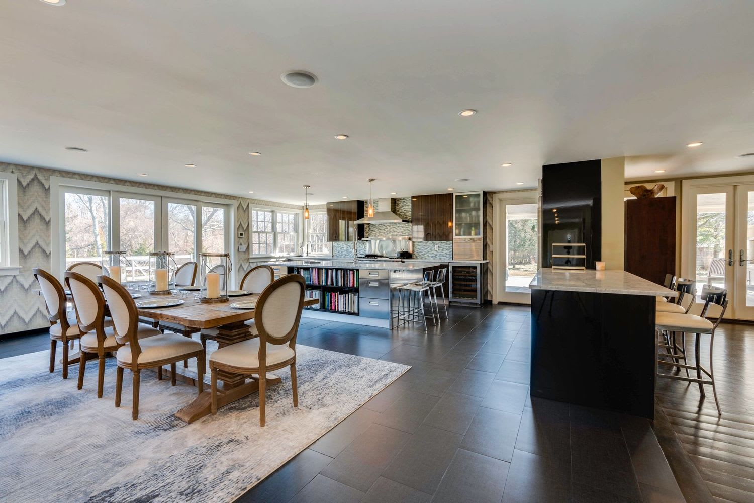 Upscale, Updated Sag Harbor Farmhouse in Waterfront Neighborhood