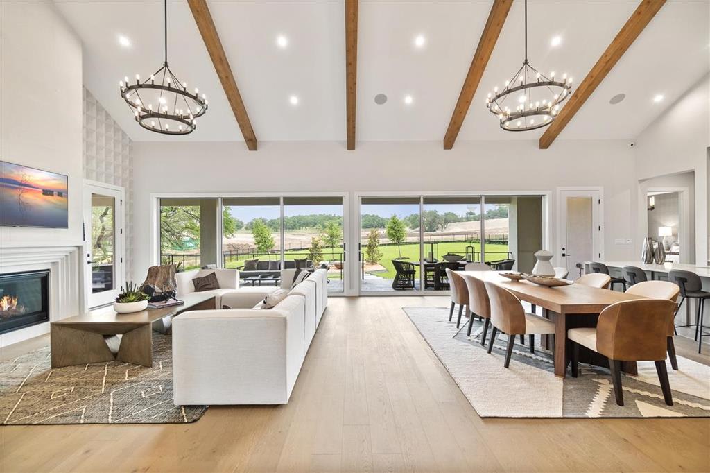 4 Bed 4 Bath Luxury Home in Dripping Springs, TX - Meryl Hawk | Austin, TX Real Estate Agent