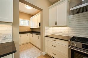 1681 Greenpark Pl