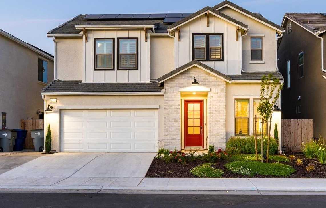 1242 E Via Girasoli Dr