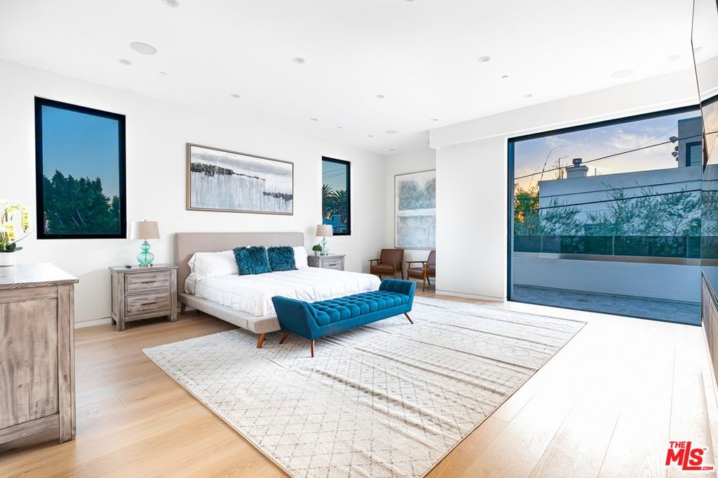 Pristine Retreat