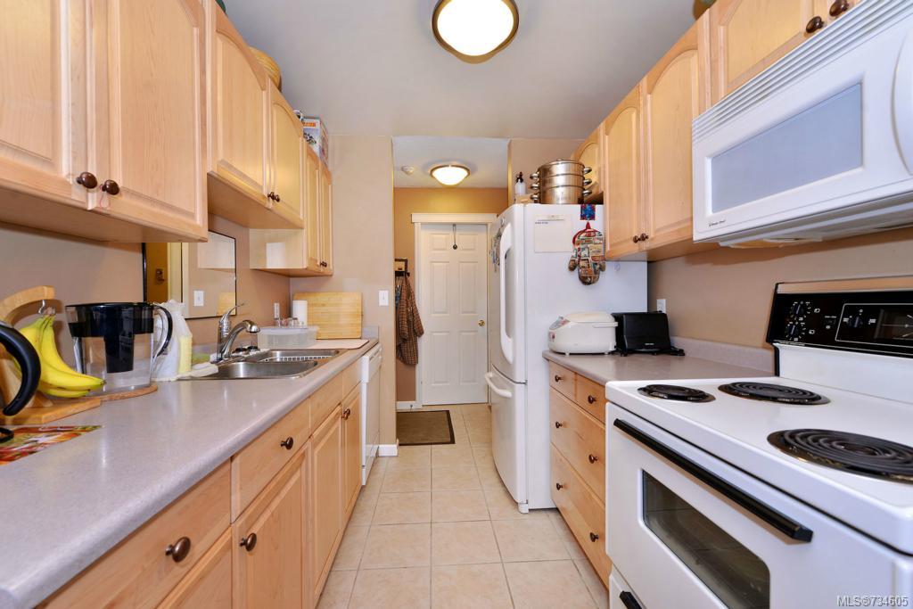 312-2520 Wark St