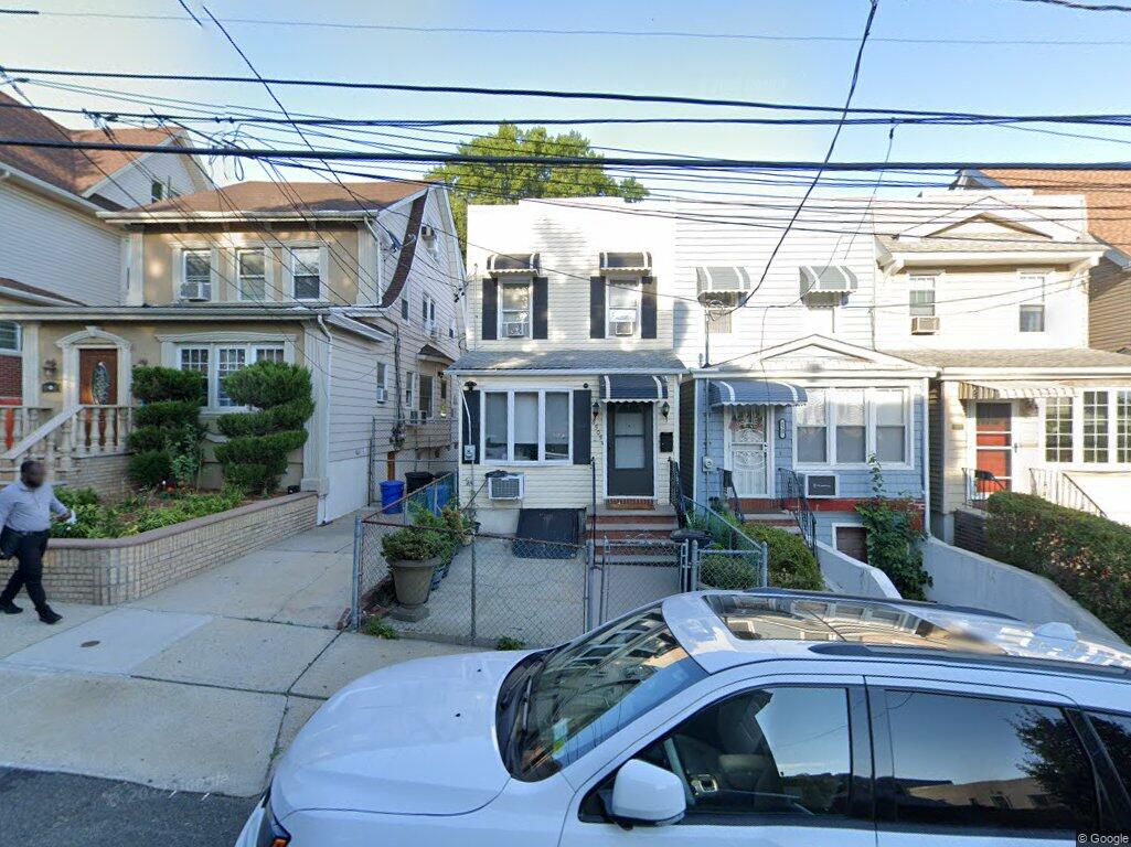 85-05 85th St 