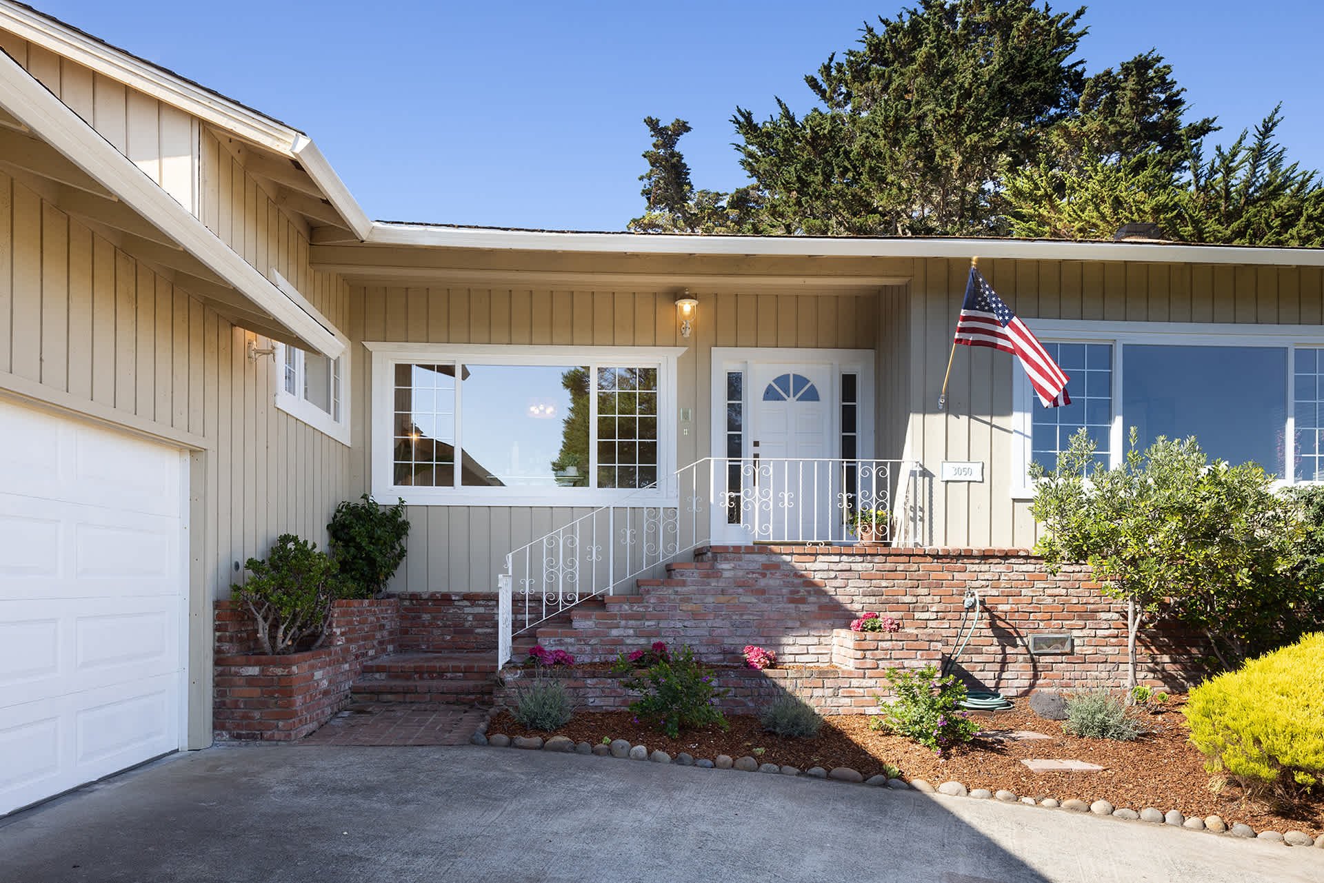 Carmel Meadows Living
