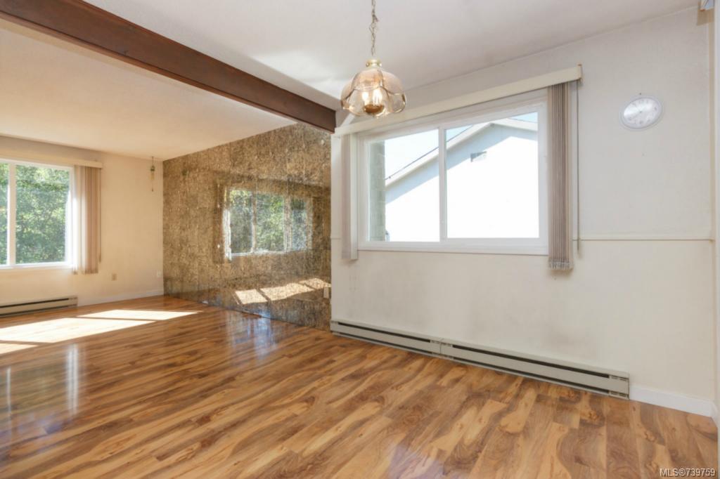 1084 Shaw Ave, Langford
