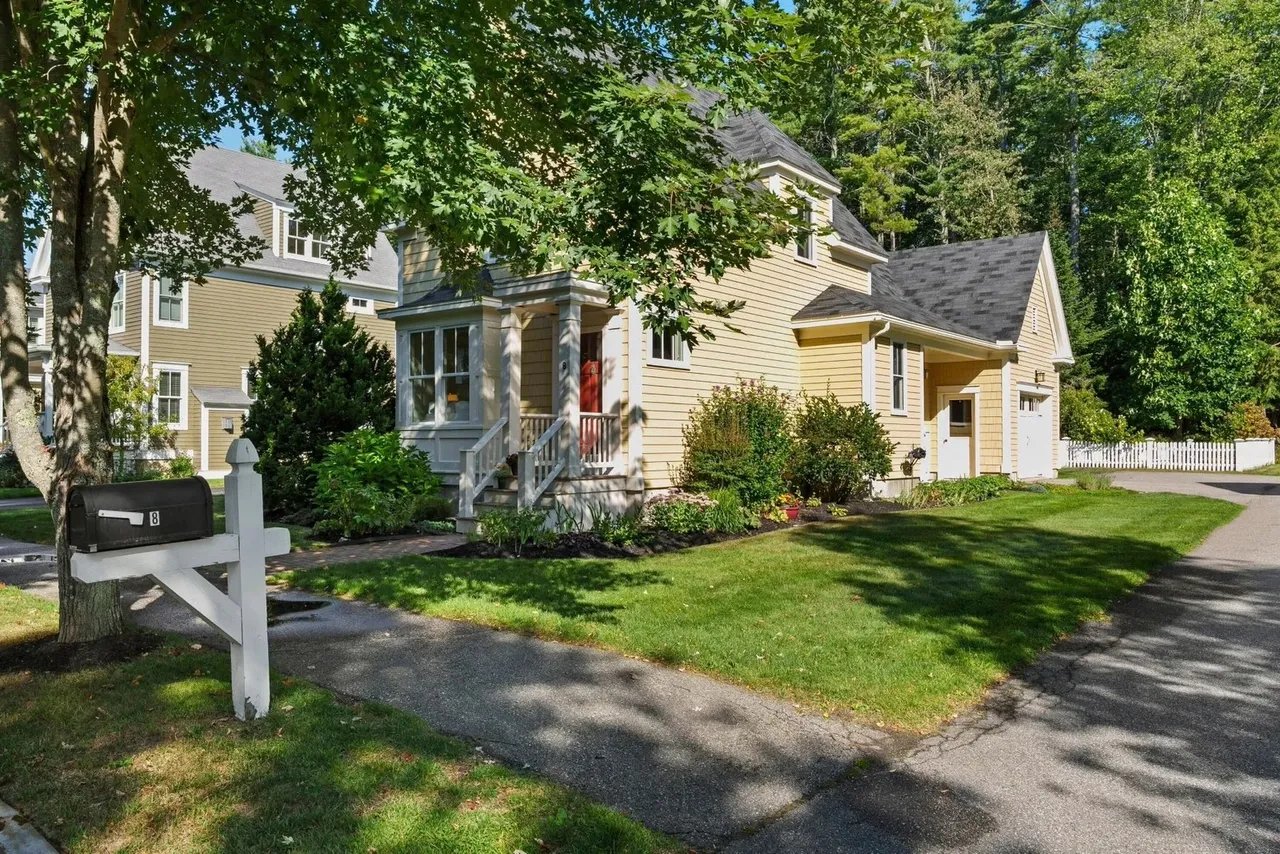 Newly Priced: 8 Ballantyne Drive, Scarborough, ME 04074 – $699,000
