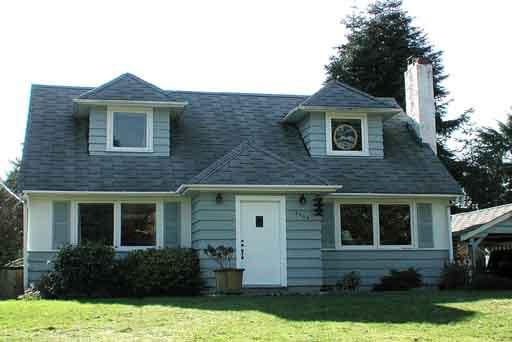 2865 Woodbine Dr