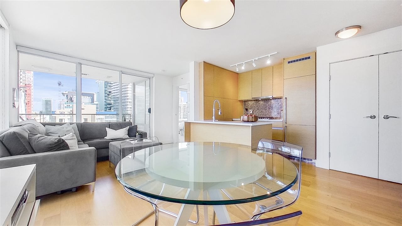 1705-565 Smithe Street, Vancouver