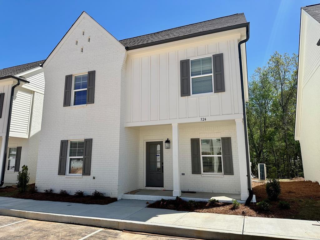 527 Meadow Crest Circle