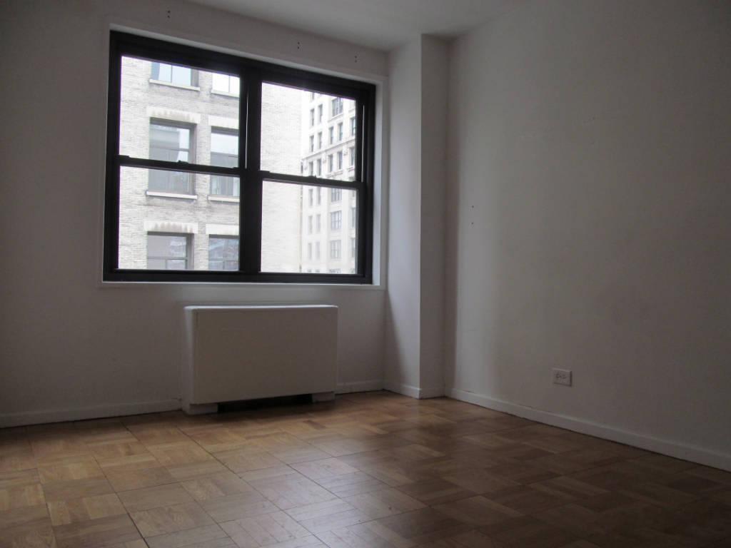 96 5th Ave, #16E
