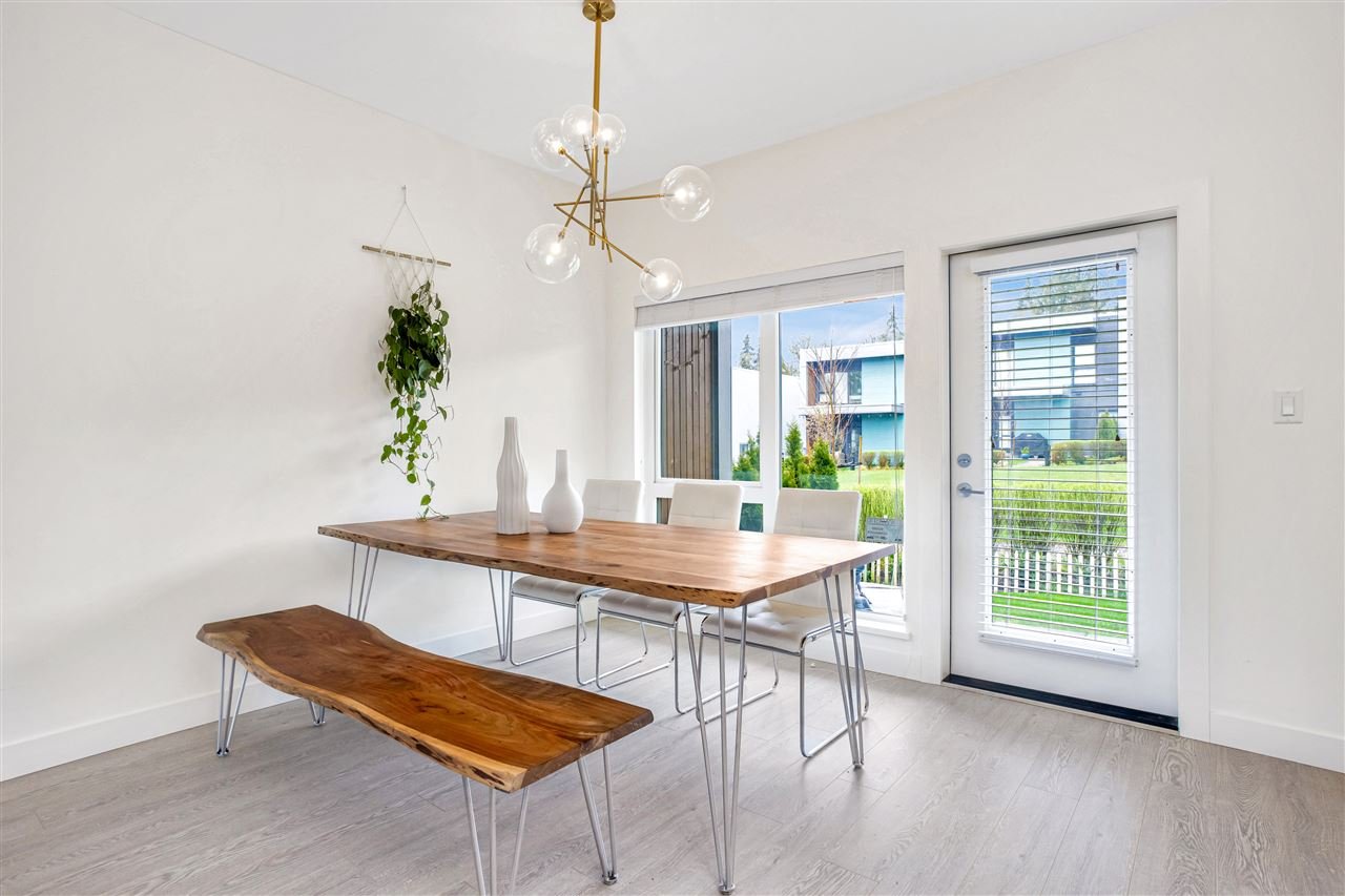 43-3596 Salal Dr