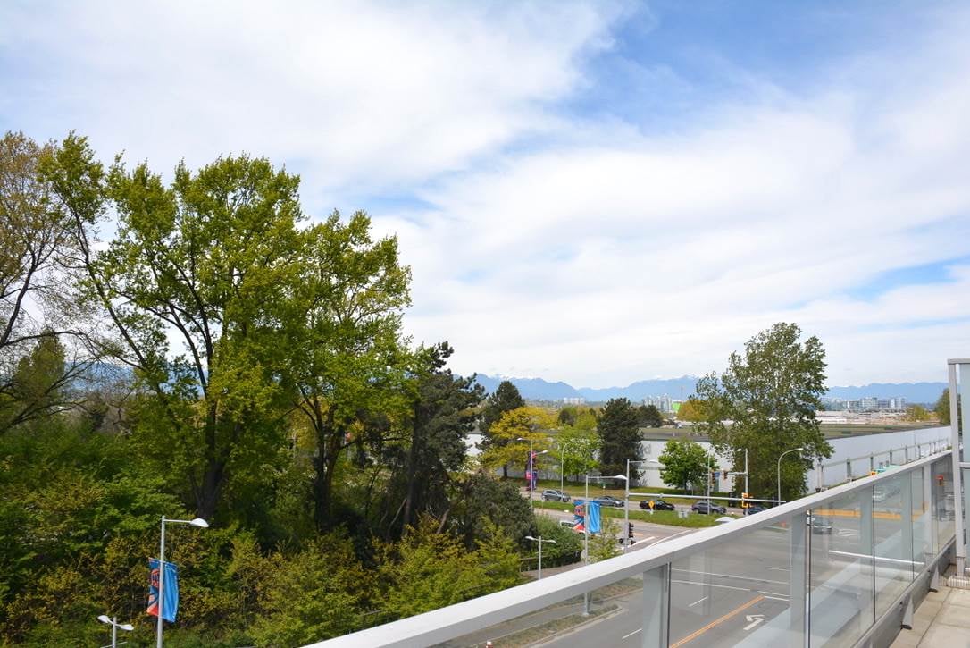620-5233 Gilbert Rd