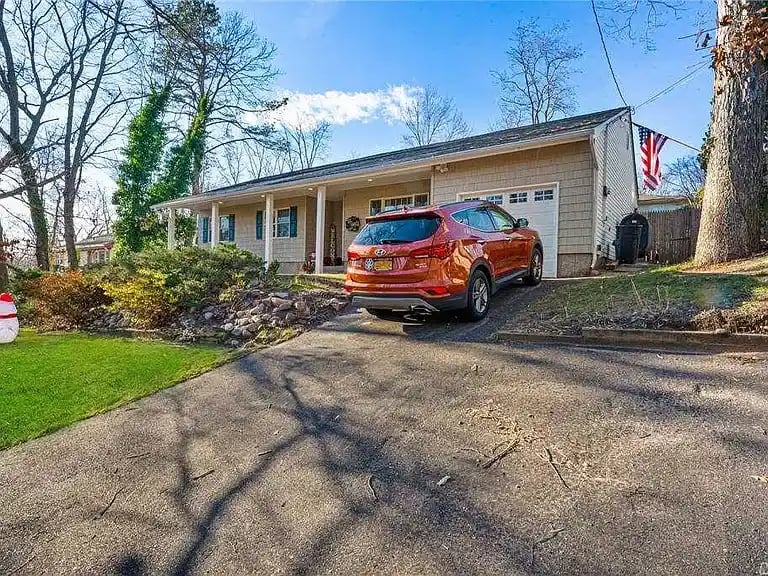 15 Hawthorne Rd