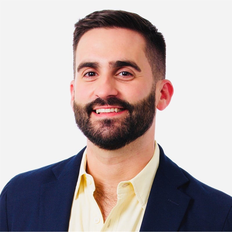 testimonial headshot