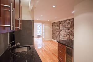 227 E 89th St Unit: 2F