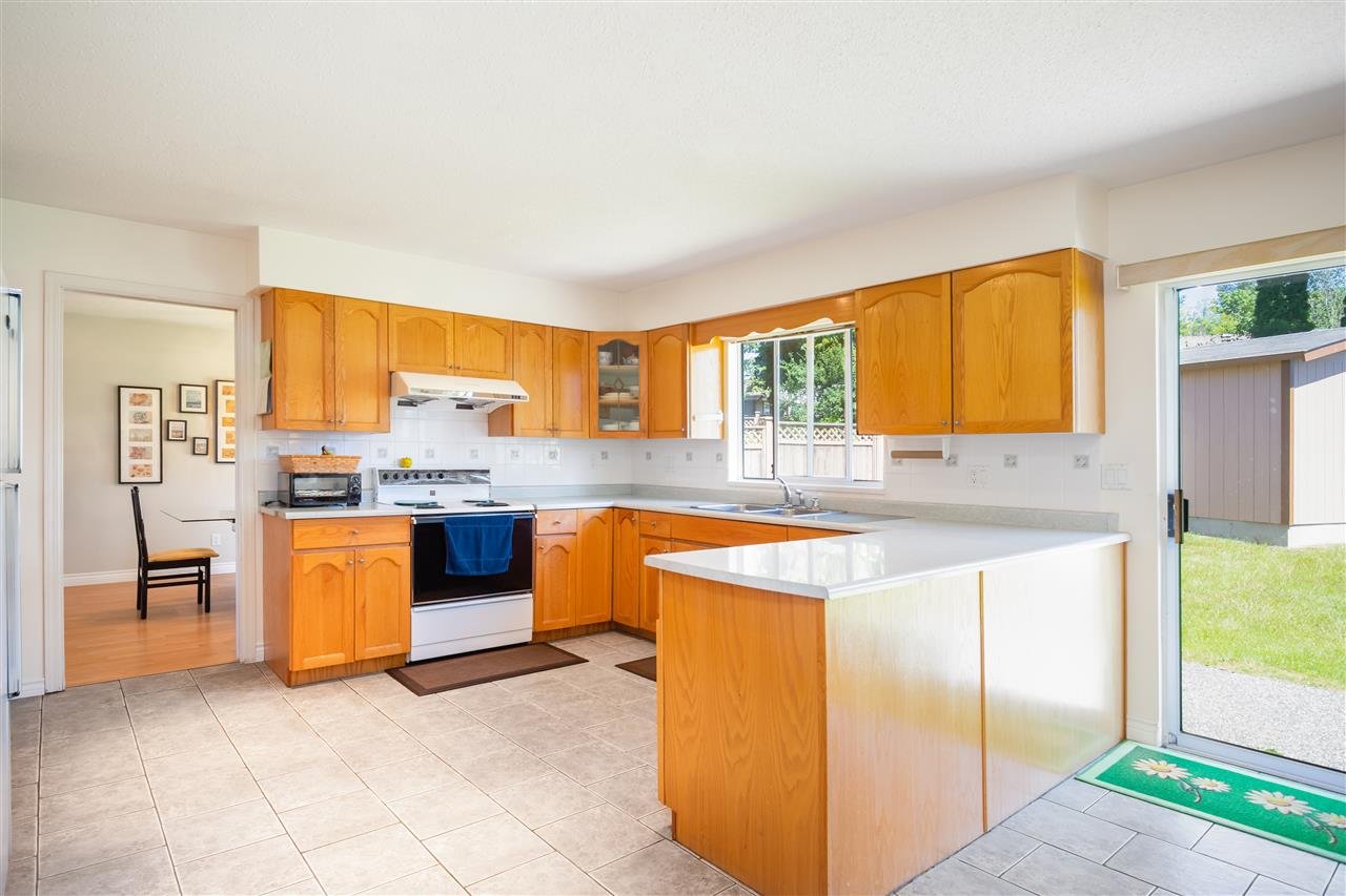 15717 106 Ave