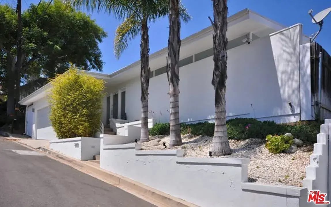 2223 Ridgemont Dr