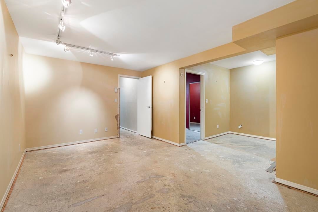 2082 Purcell Wy