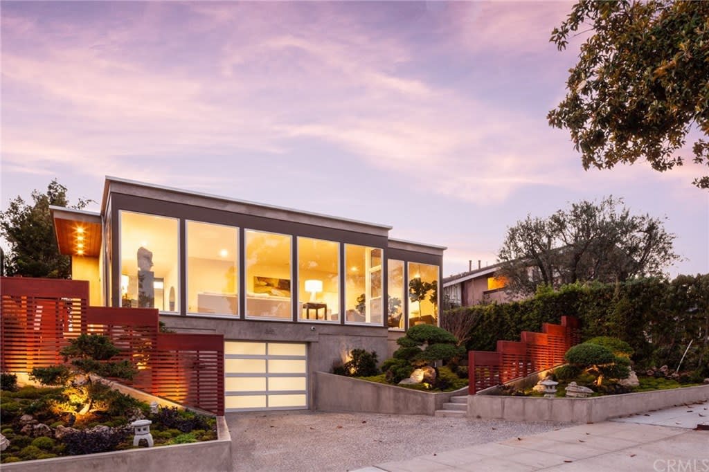 365 Los Altos Avenue