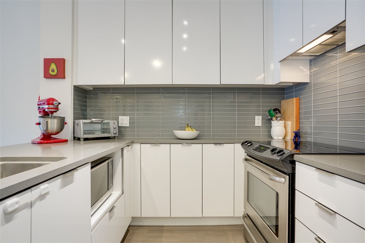 103-9877 University Crescent, Burnaby
