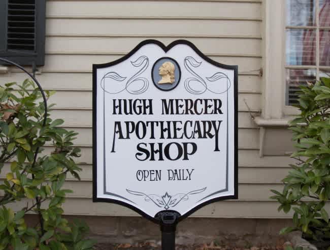 Bee’s Knees: Stuff We Dig!