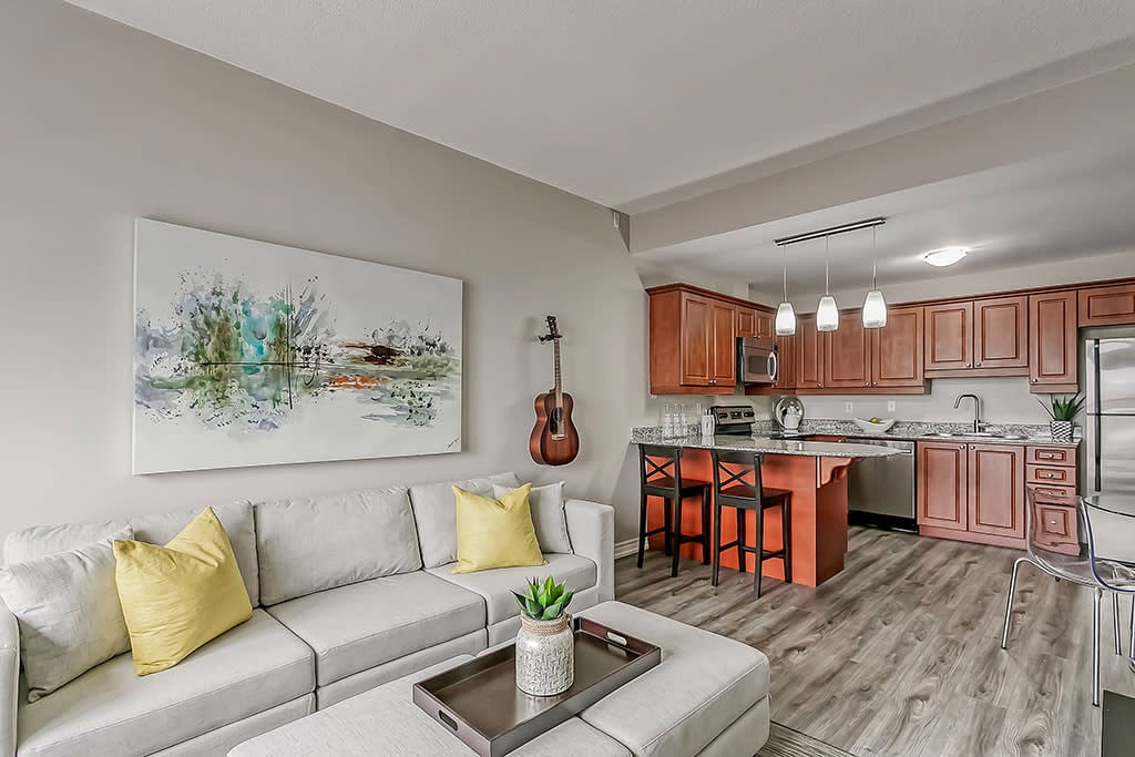 135 James St S. Unit 410