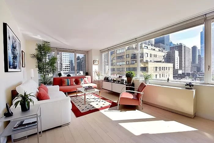322 W 57th St APT 16S