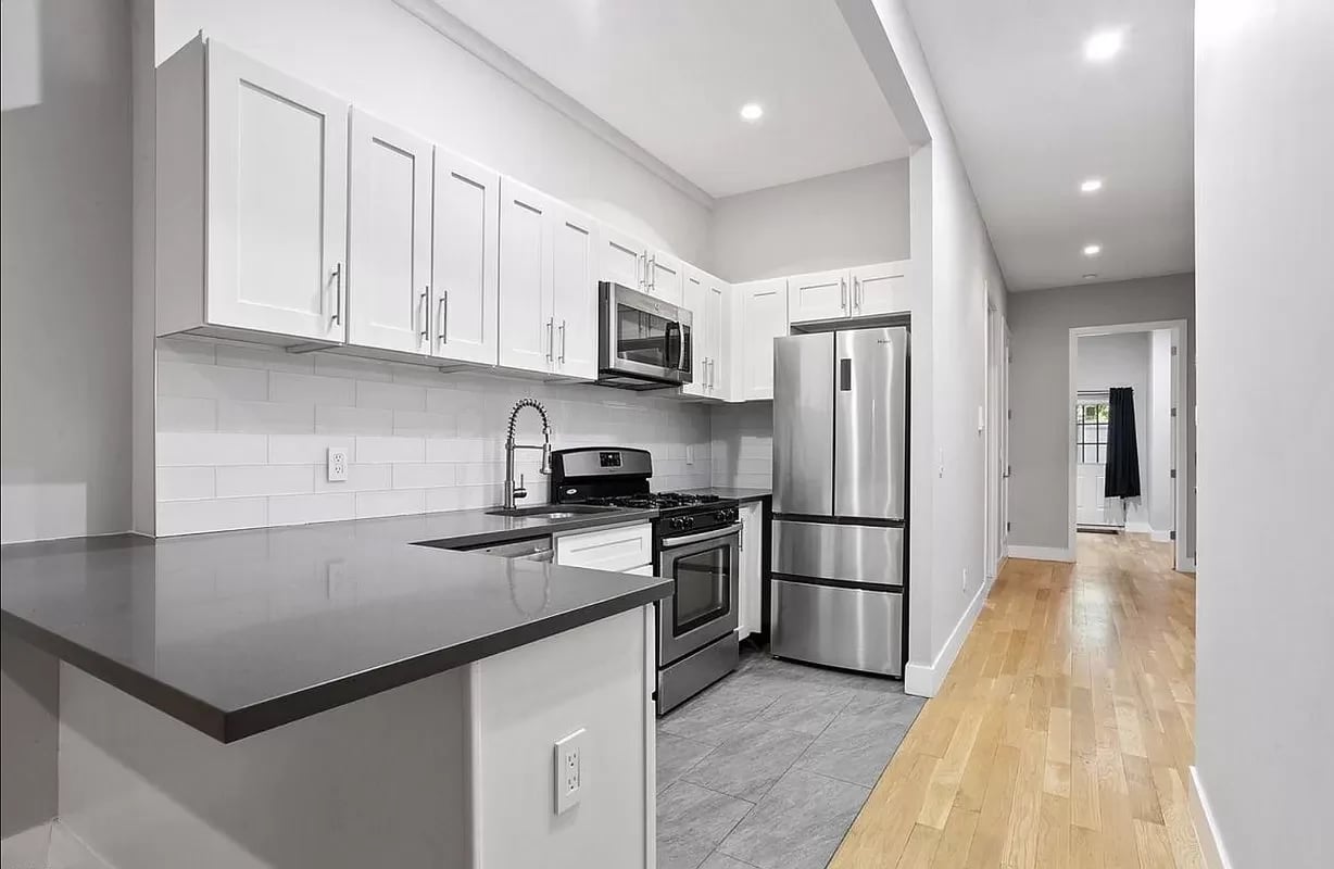 213 Ralph Ave. 1L