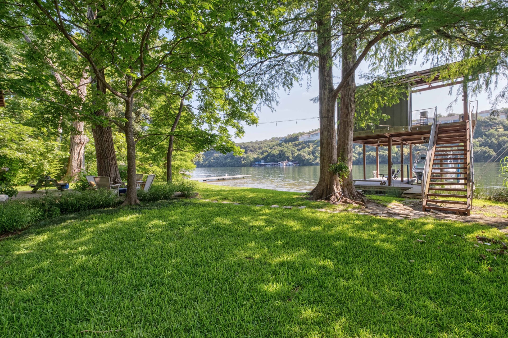 1500 Rockcliff Road