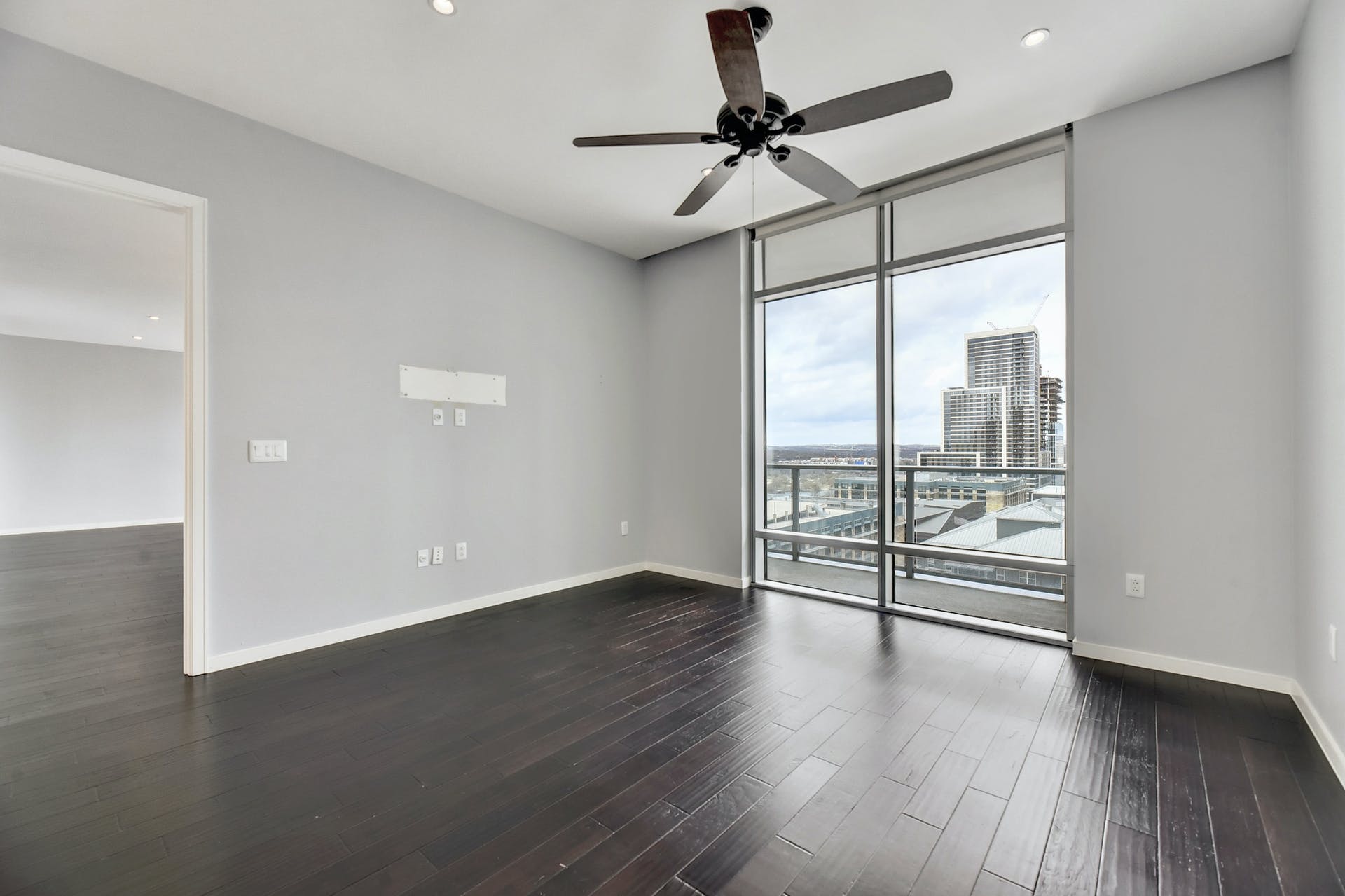 200 Congress Ave #13A