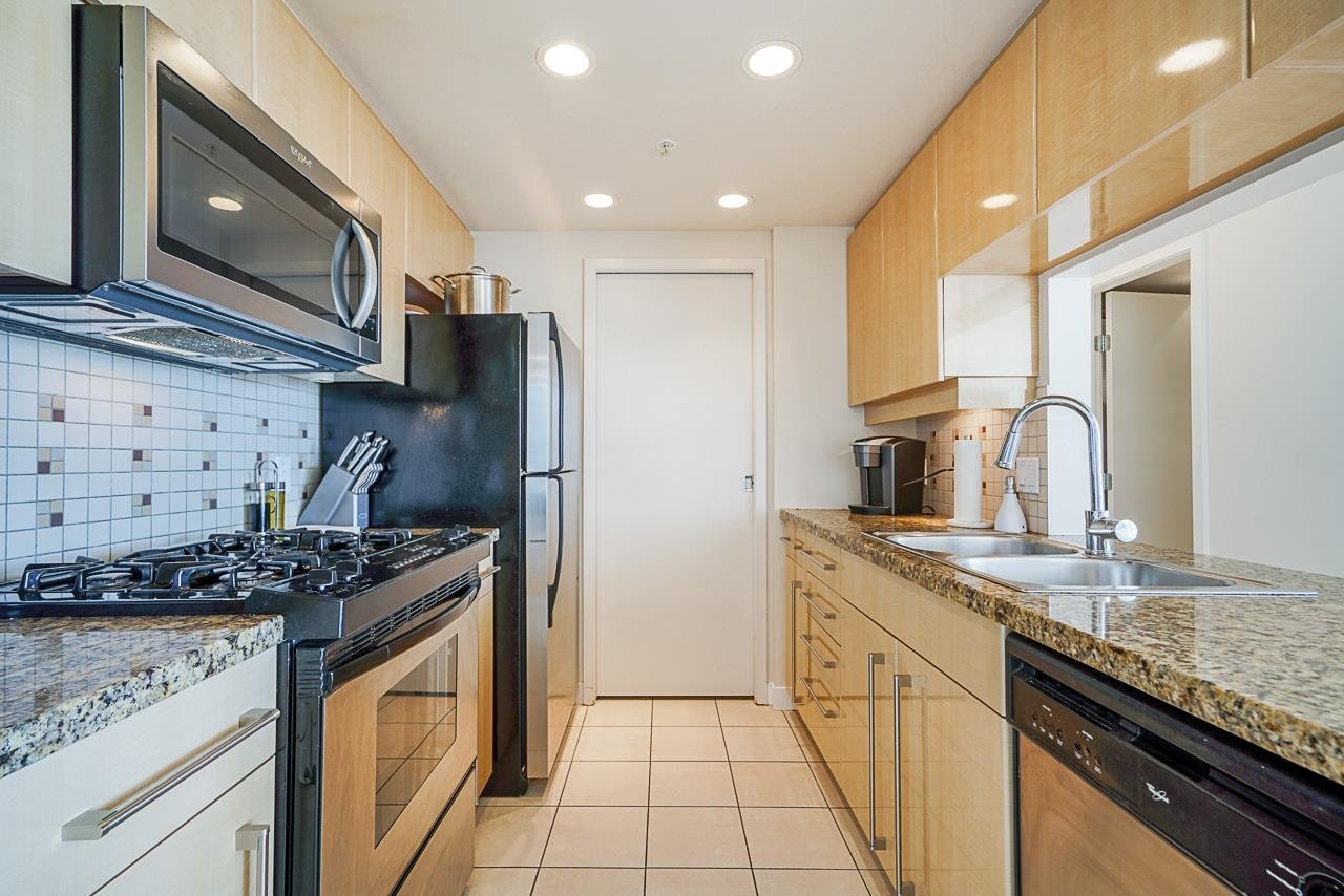 3001-1408 Strathmore Mews